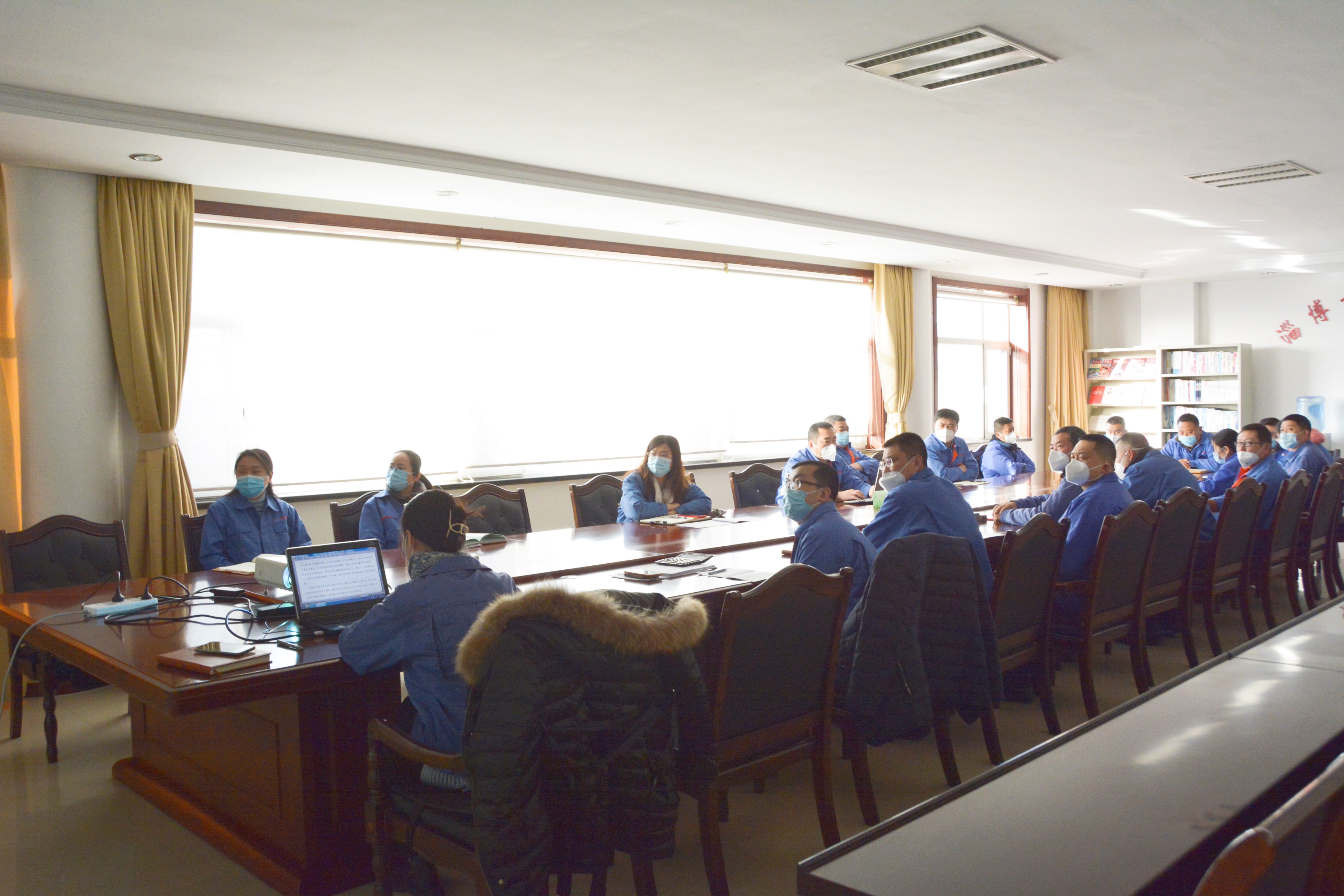 乐竞网页版登录入口召开2022年度工作总结会议